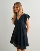 Only - Sininen - Onlhelena Lace Capsl Dress Wvn Noos