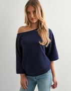Nelly - Sininen - Shoulder Focus Sweat