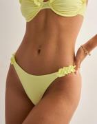 Nelly - Keltainen - Ruffle Bikini Panty
