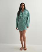 Malina - Vihreä - Portea Wrapped Shirt dress