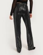 Pieces - Musta - Pcsiddy Hw Straight Pants