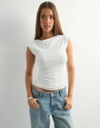 Nelly - Valkoinen - Perfect Soft Top