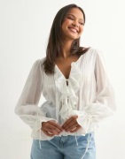 Nelly - Valkoinen - Stunning Flounce Blouse