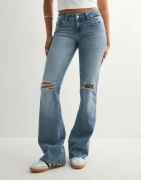 Nelly - Sininen - Low Waist Perfect Bootcut Jeans