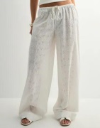 Nelly - Valkoinen - Pull On Broderie Anglais Pants