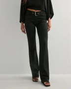 Nelly - Musta - Belted Jersey Pants