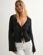 Nelly - Musta - Lace Insert Blouse