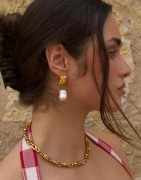 Muli Collection - Kulta - Dune Pearl Earrings