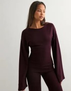 Nelly - Punainen - Luxury Wide Sleeve Sweat