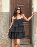 Nelly - Musta - Volume Flounce Dress