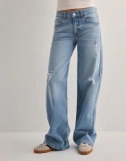 Nelly - Sininen - Low Waist Loose Jeans