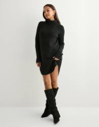 Pieces - Musta - Pcellen Ls Long Knit Noos Bc