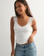 Pieces - Valkoinen - Pcbarbera Lace Top Noos Bc