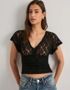 Nelly - Musta - Lace Waist Focus Top