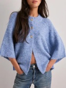 Neo Noir - Sininen - Benuta Fluffy Knit Cardigan