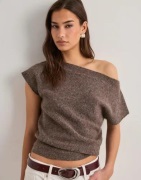 Nelly - Ruskea - Wide Neck Knit Top