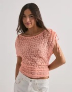 Nelly - Vaaleanpunainen - Wonderful Lace Shoulder Top