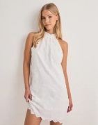 Pieces - Valkoinen - Pcnolax Sl Dress Wvn